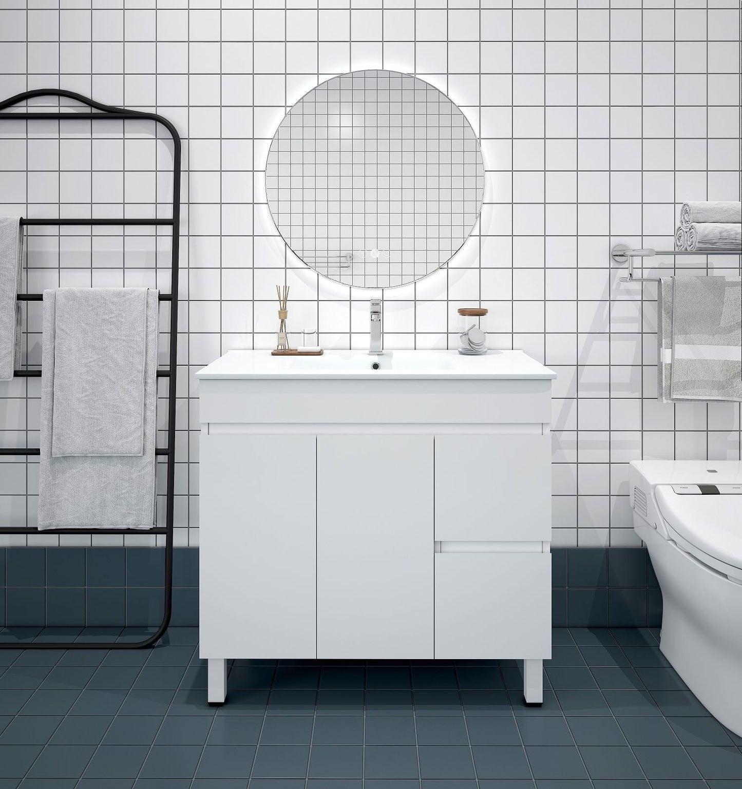 BIANCA PVC FREESTANDING