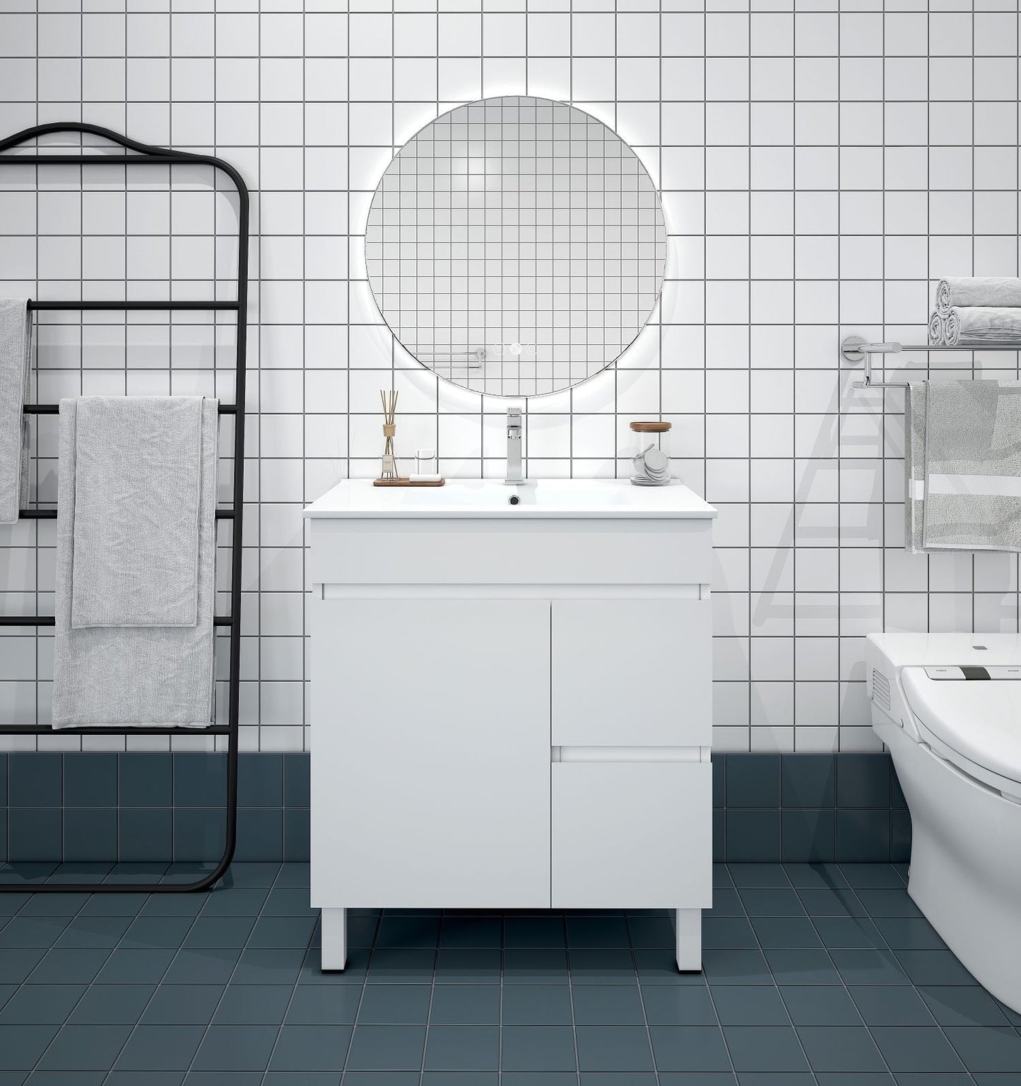 BIANCA PVC FREESTANDING